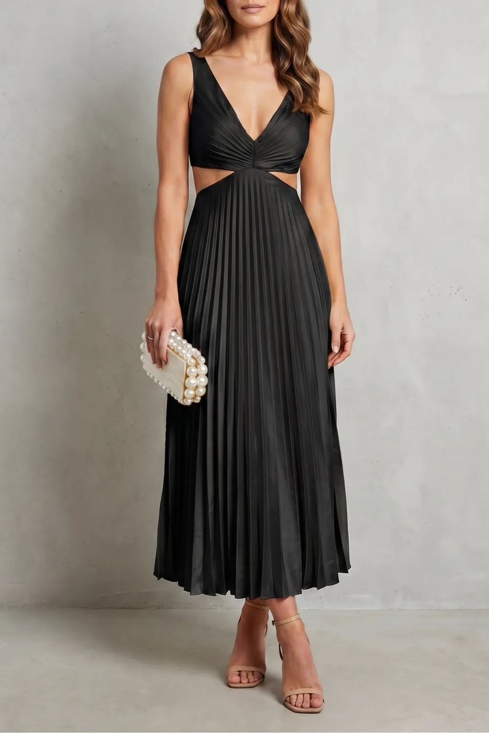 Pleated waist elegance – Maxi dress