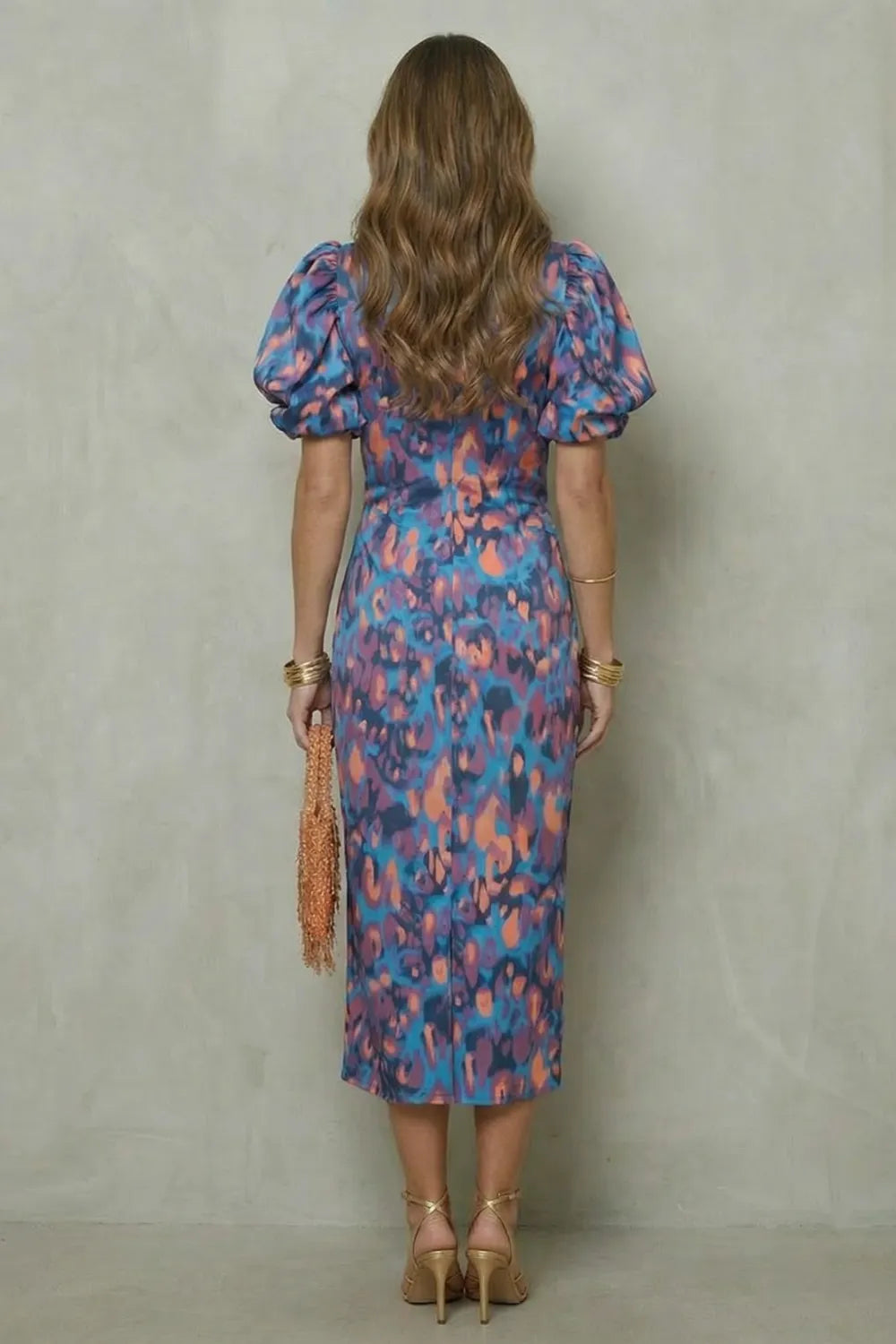 Bold abstract statement – Puff sleeve midi dress