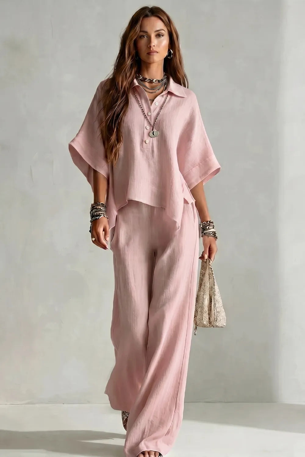 Relaxed resort elegance – Trouser set