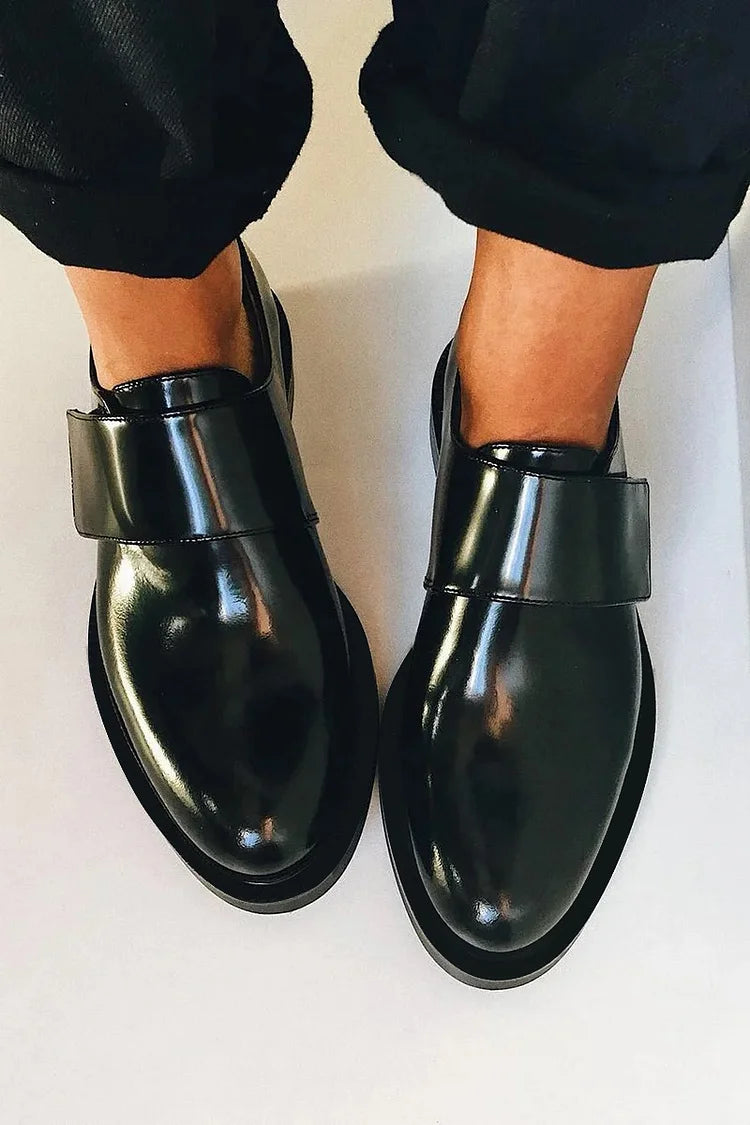 POLISHED STRAP LOAFERS