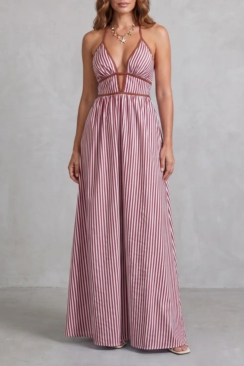 Striped backless silhouette – Maxi dress