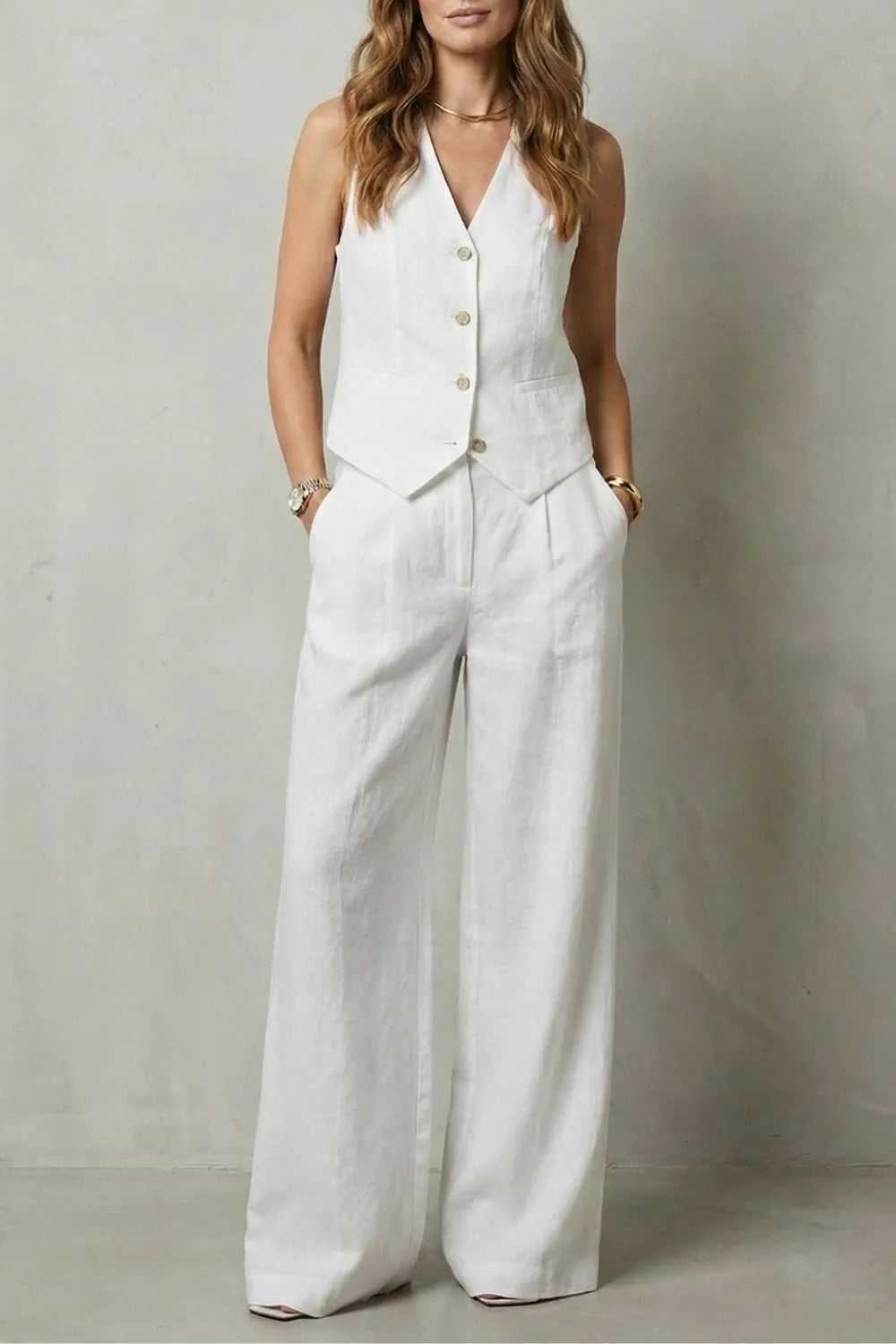 Relaxed tailored elegance – Vest and pants set