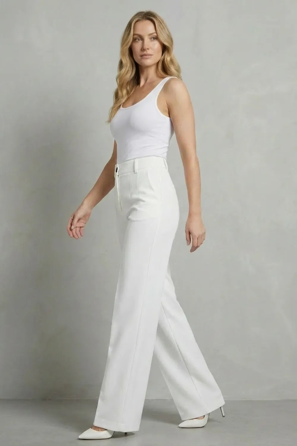 Sleek tailoring – High-waist straight-leg trousers