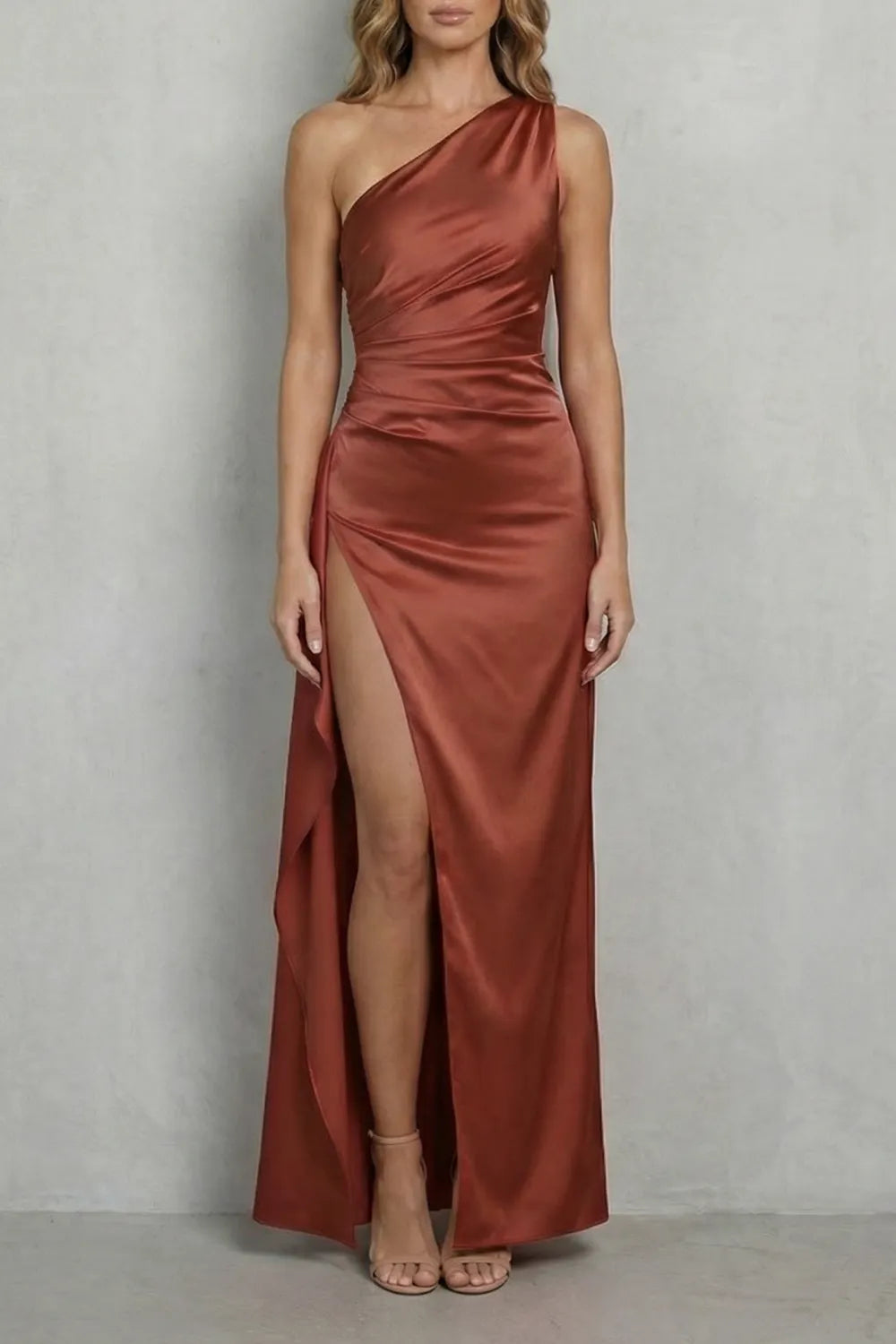 Liquid satin drape – One-shoulder evening gown