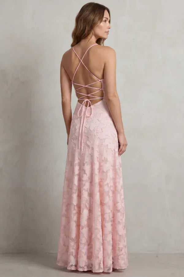 Romantic floral silhouette – Sleeveless maxi dress