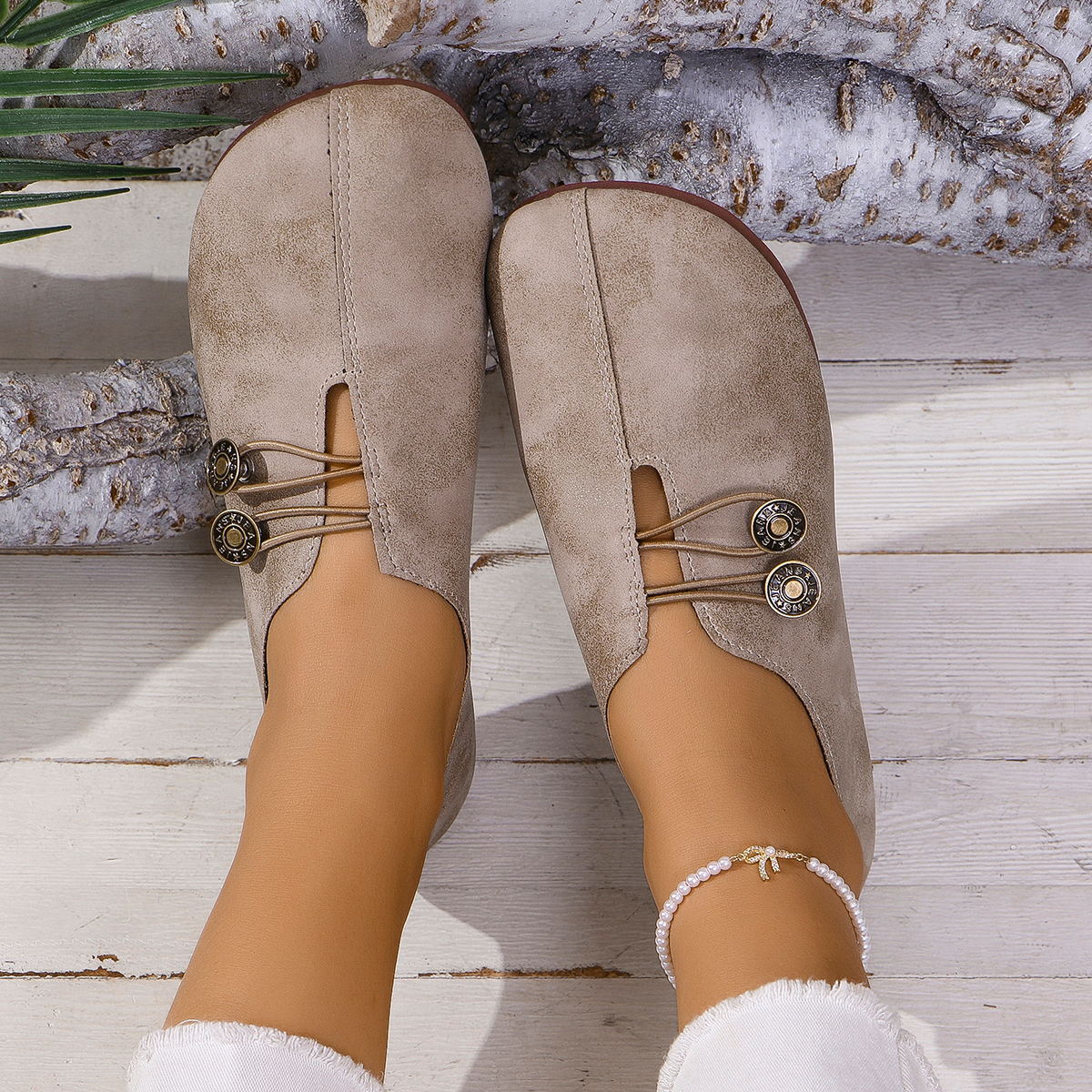 Women's Elegant soft sole round toe buckle decoration Flat Shoes
