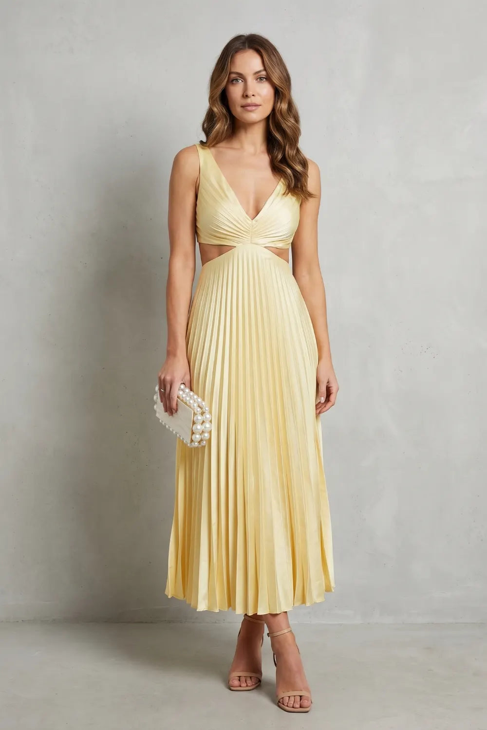Pleated waist elegance – Maxi dress