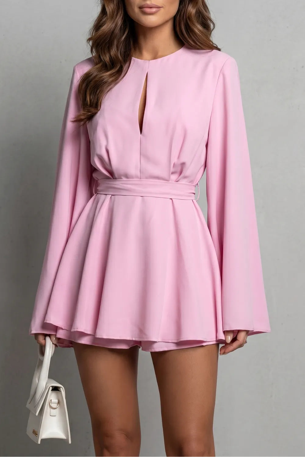 Romantic open-back design – Mini dress