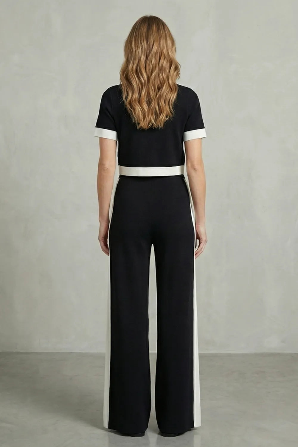 Contrast trim elegance – Two piece set