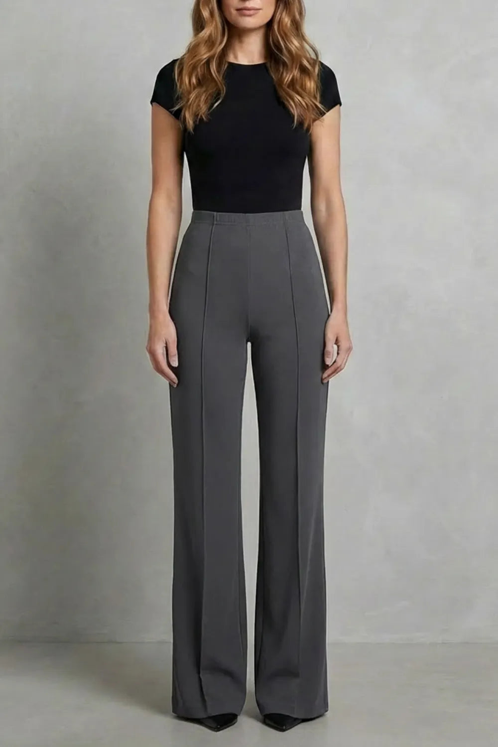 Streamlined silhouette – High-waist wide-leg trousers