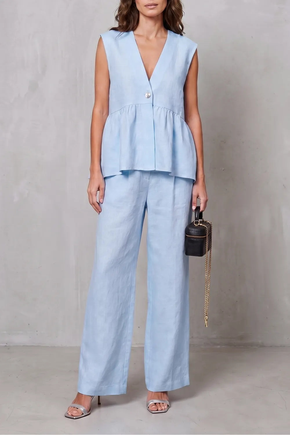 Soft peplum elegance – Two-piece trouser set
