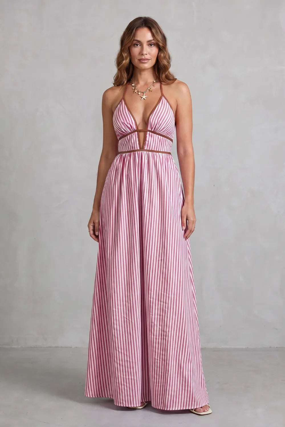 Striped backless silhouette – Maxi dress