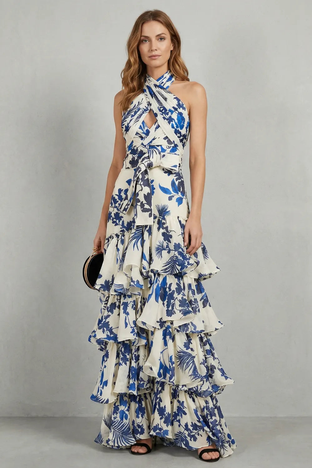 Floral halter elegance – Maxi dress