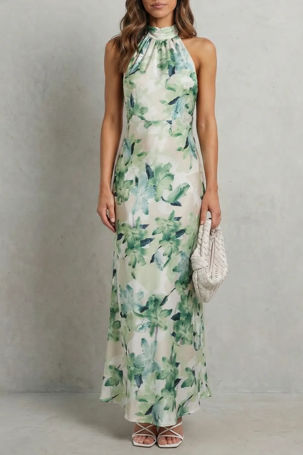 Floral halter elegance – Maxi dress