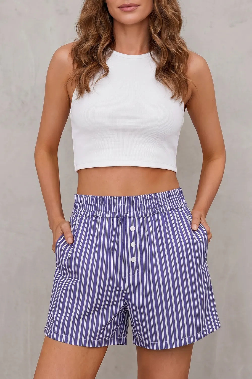 Striped relaxed charm – Casual shorts