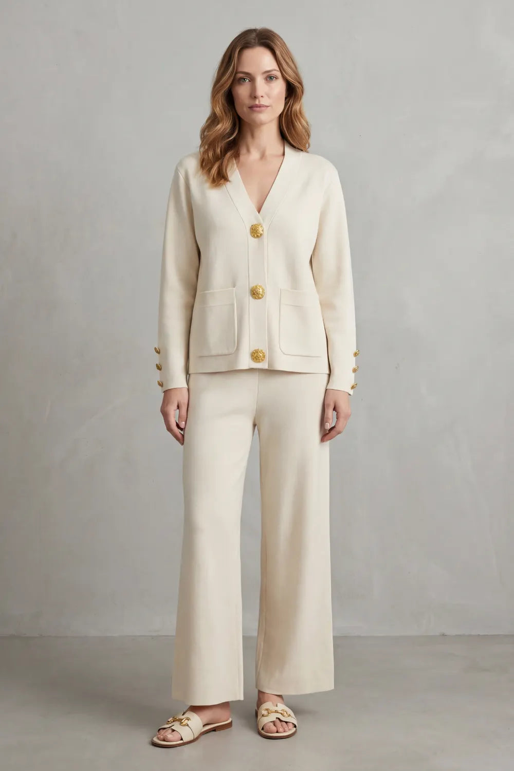 Gold button detail – Buttoned lounge set