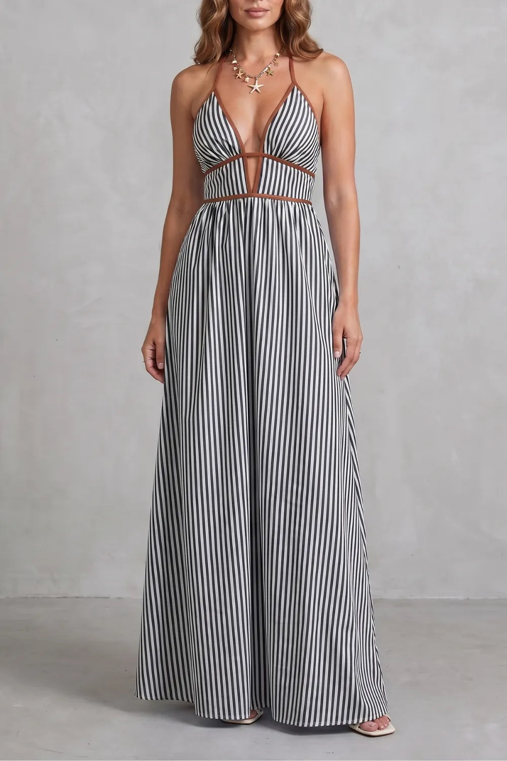 Striped backless silhouette – Maxi dress