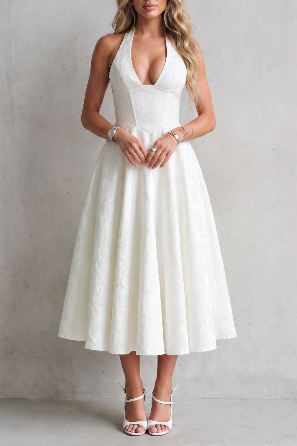 Halter floral elegance – Midi dress