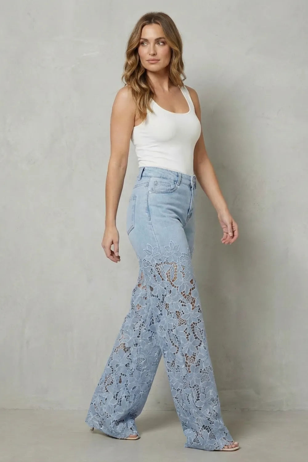 Floral lace overlay – Wide-leg denim jeans