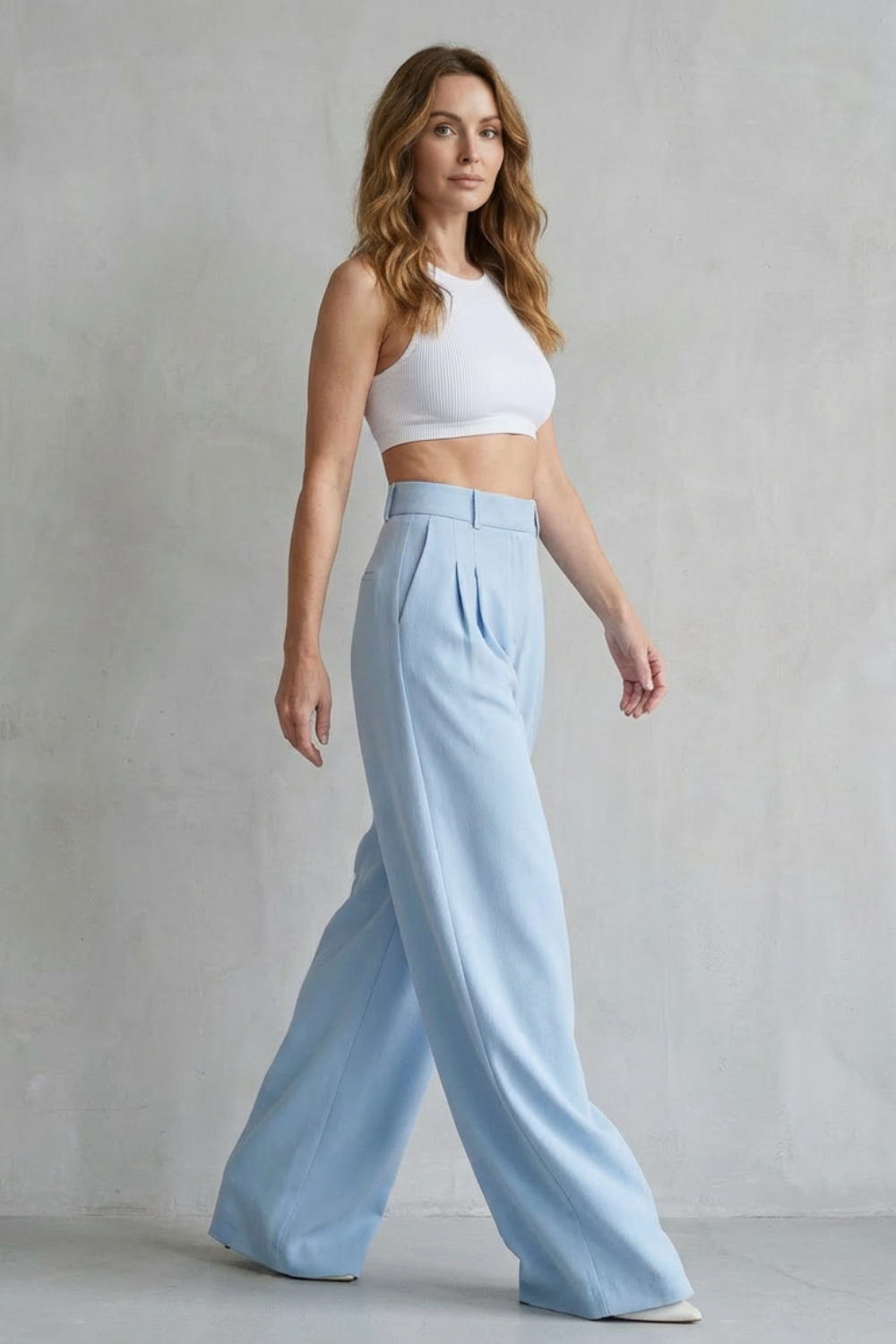 Flowing drape – Wide-leg tailored trousers