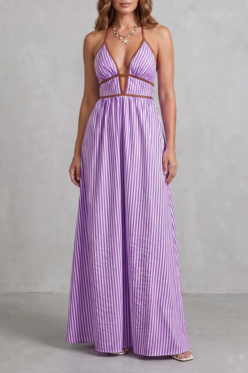 Striped backless silhouette – Maxi dress