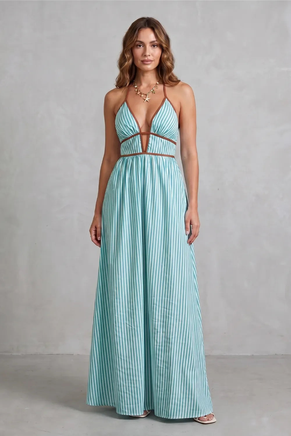 Striped backless silhouette – Maxi dress