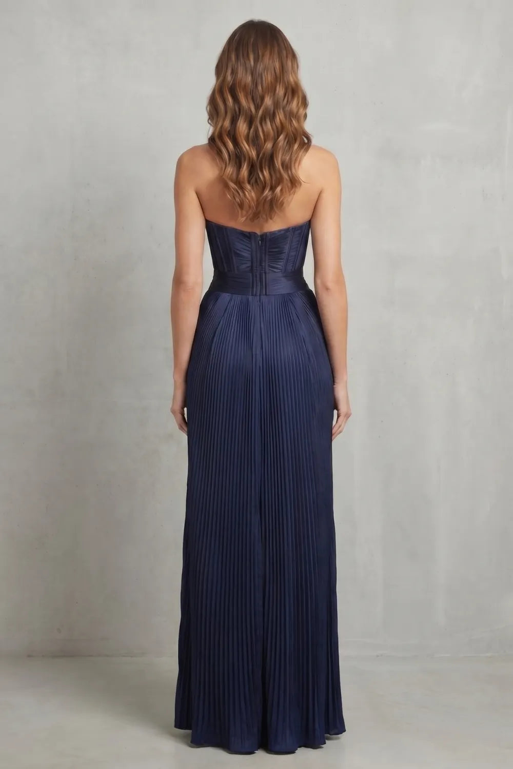 Sculpted satin allure – Maxi dress
