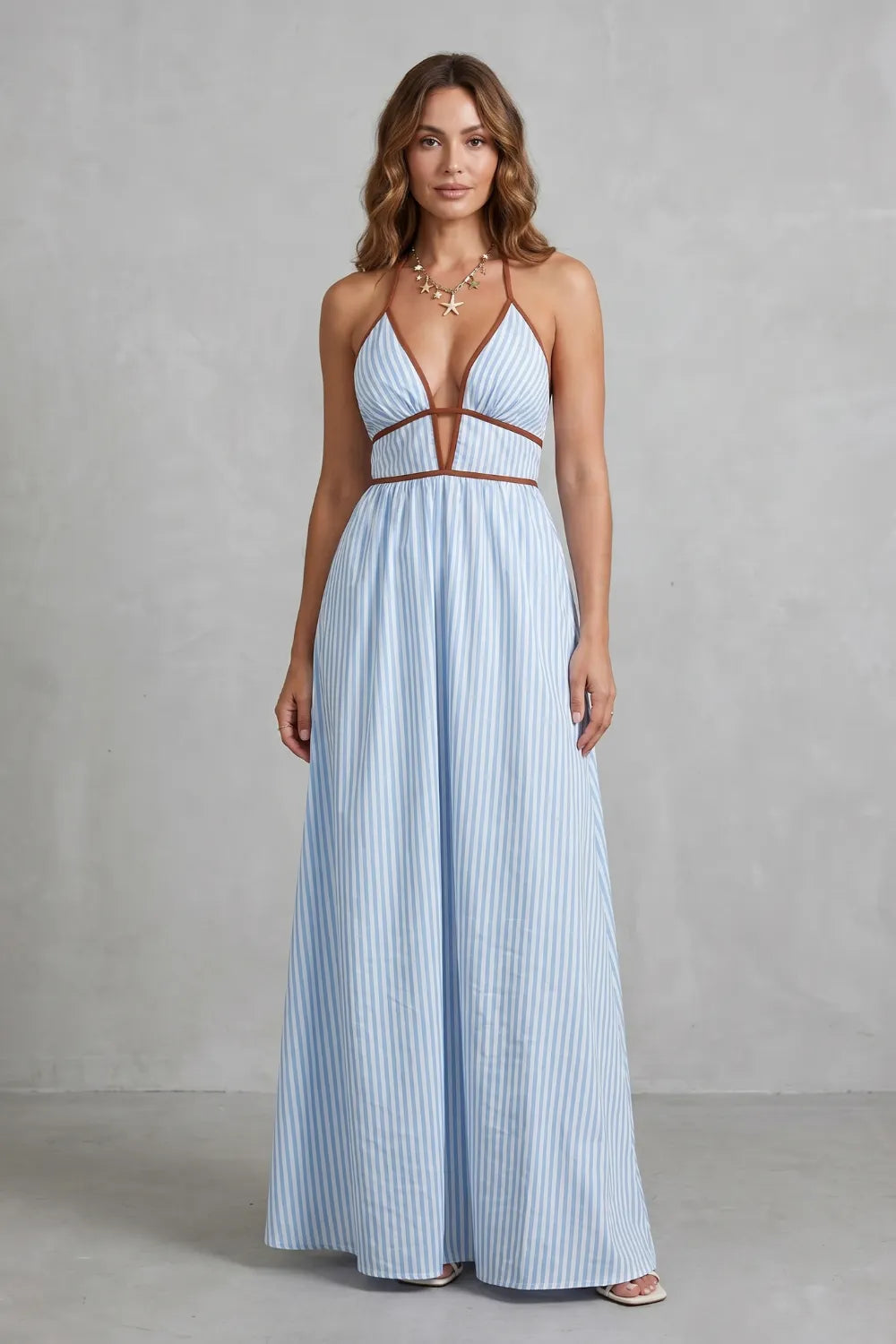 Striped backless silhouette – Maxi dress