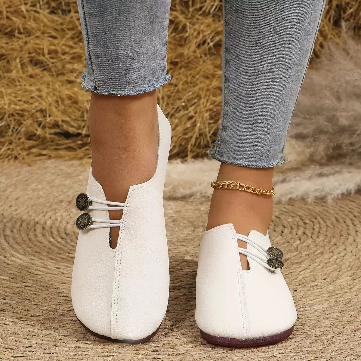 Women's Elegant soft sole round toe buckle decoration Flat Shoes
