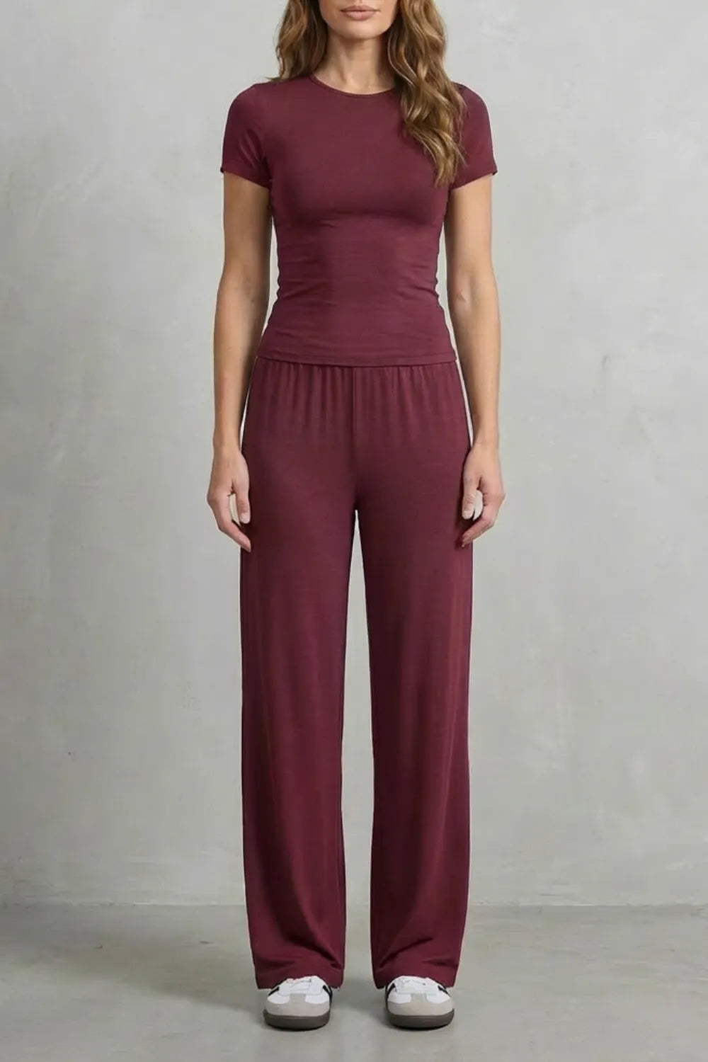 Sleek Simplicity – Pure Color Wide-Leg Pants Suit