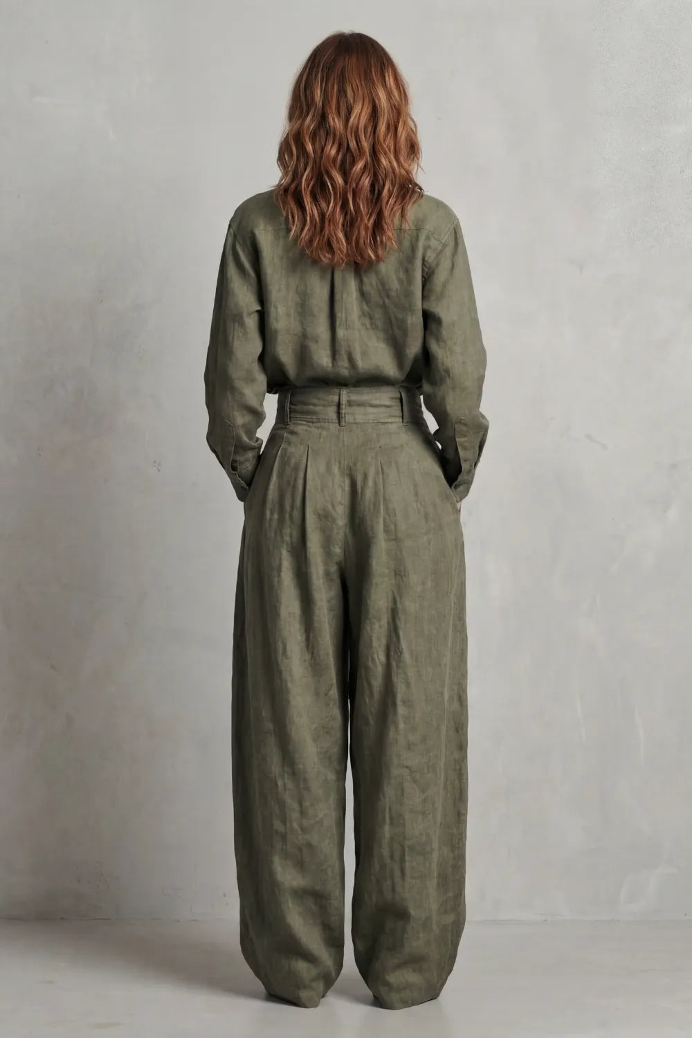 Relaxed neutral tailoring – Two-piece set