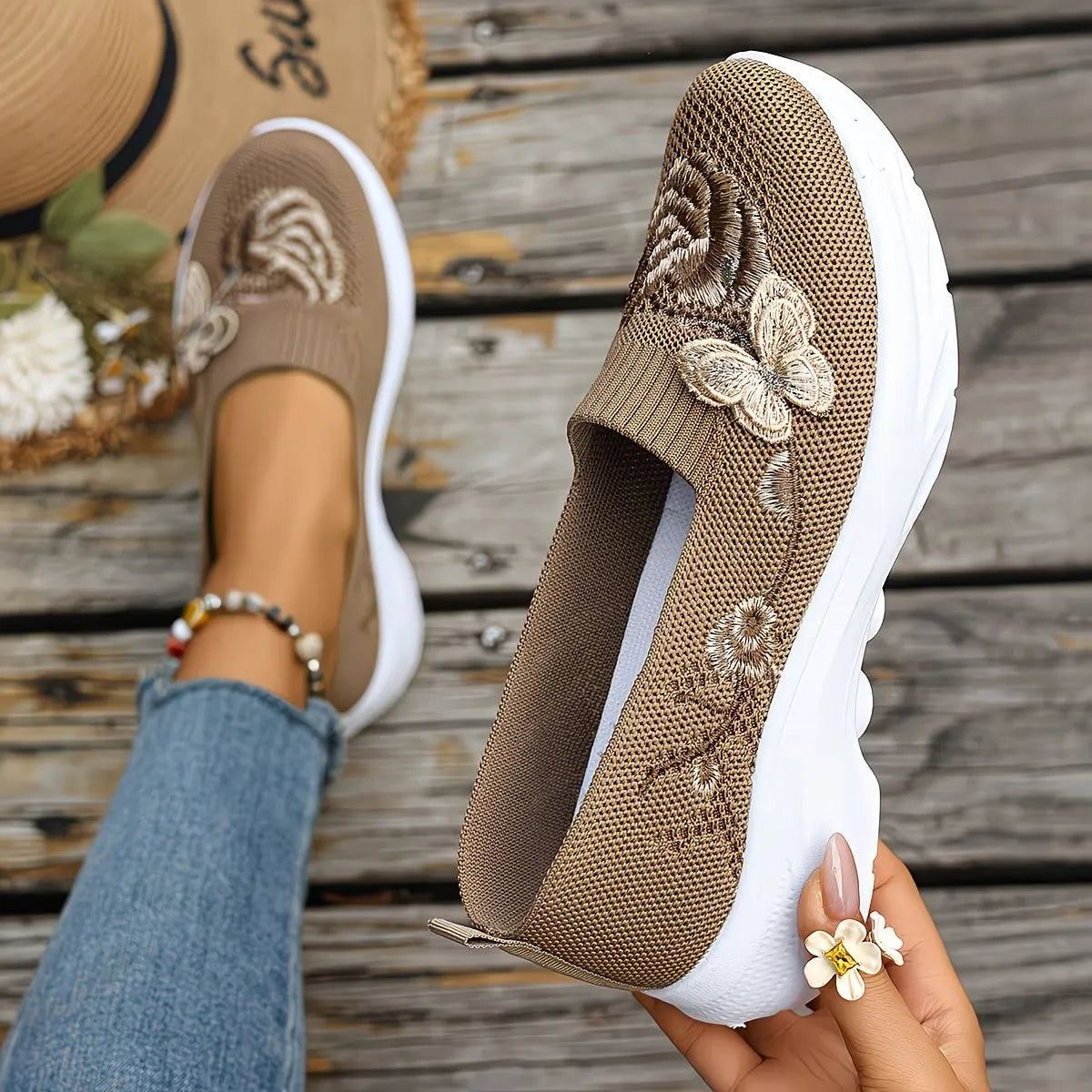 Ulyana - Cushioned Orthopedic Walking Shoes