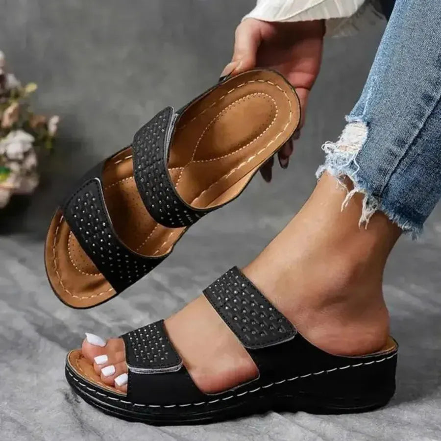 Lightweight wedge sandals with soft cushioning and arch support for women!