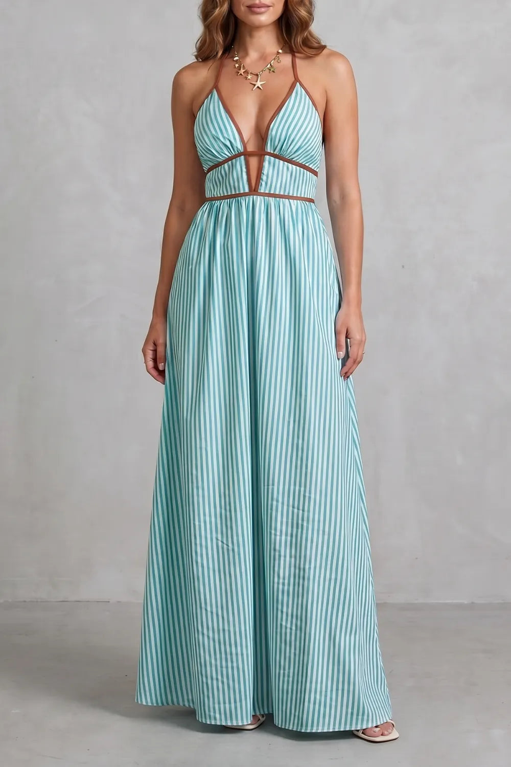 Striped backless silhouette – Maxi dress