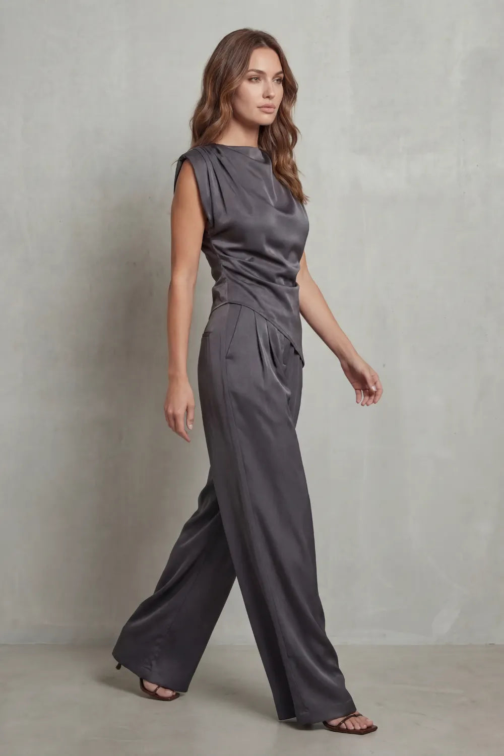Draped waist detail – Casual elegance set