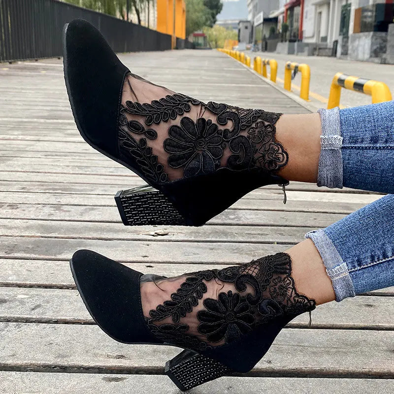 JOLIE? - Chic Lace Heeled Boots