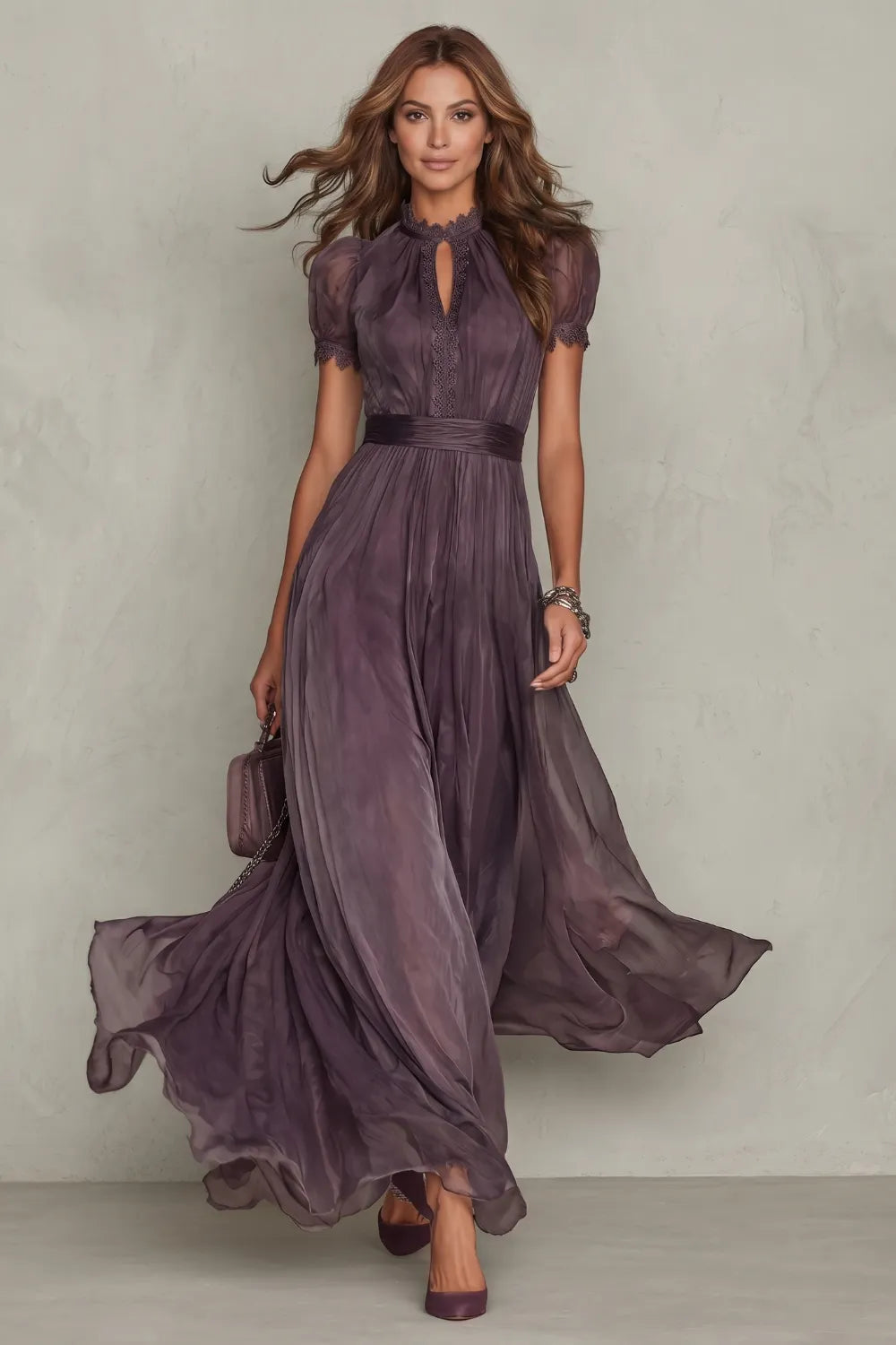 Lace keyhole elegance – Maxi dress