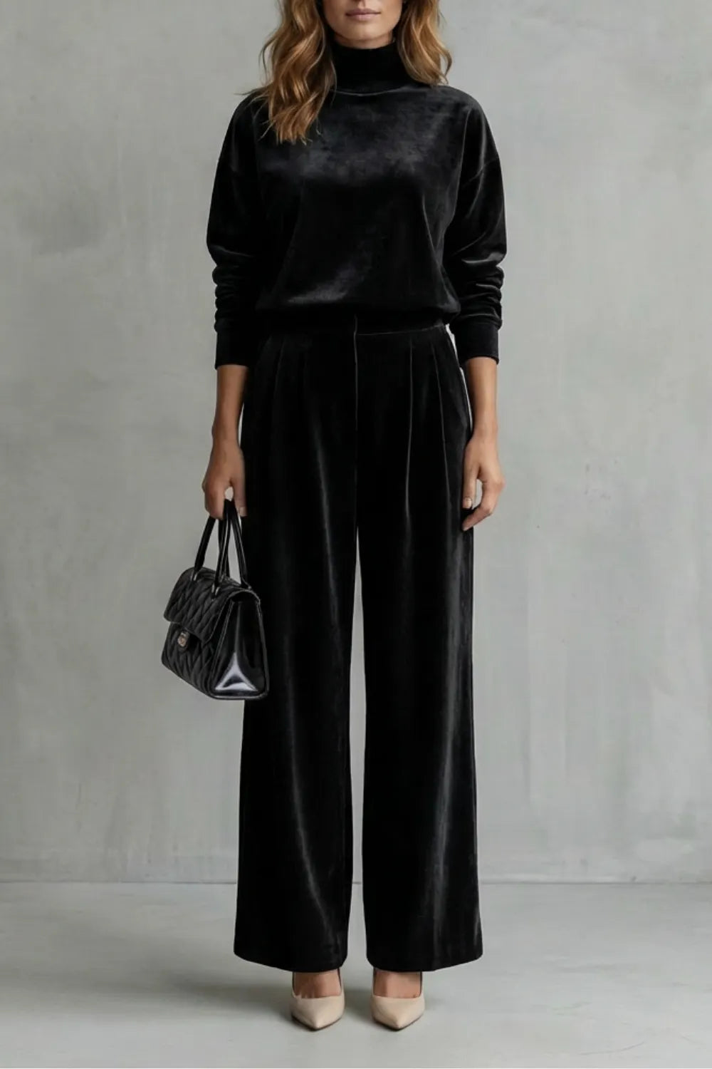 Luxe Velour Elegance – Two-Piece Lounge Set