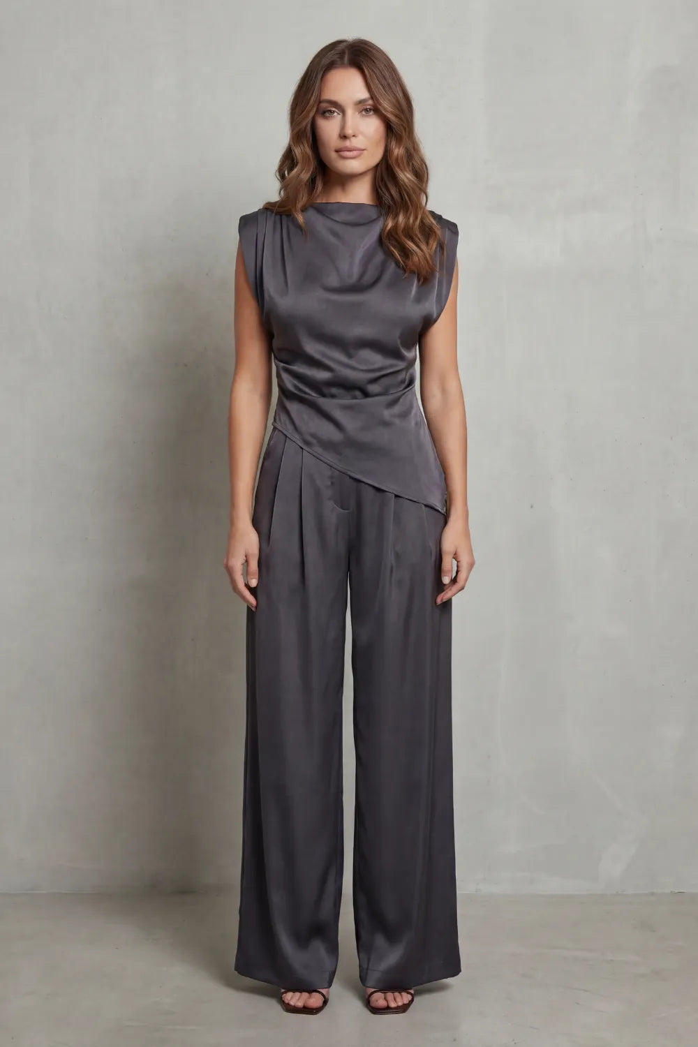 Draped waist detail – Casual elegance set