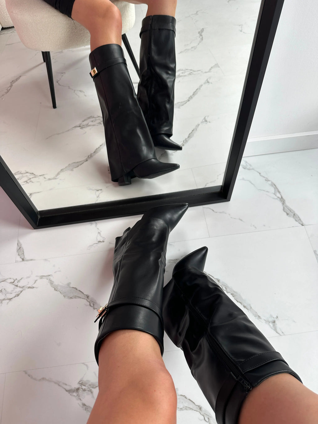 SERENA? -  Shark Leather Boots