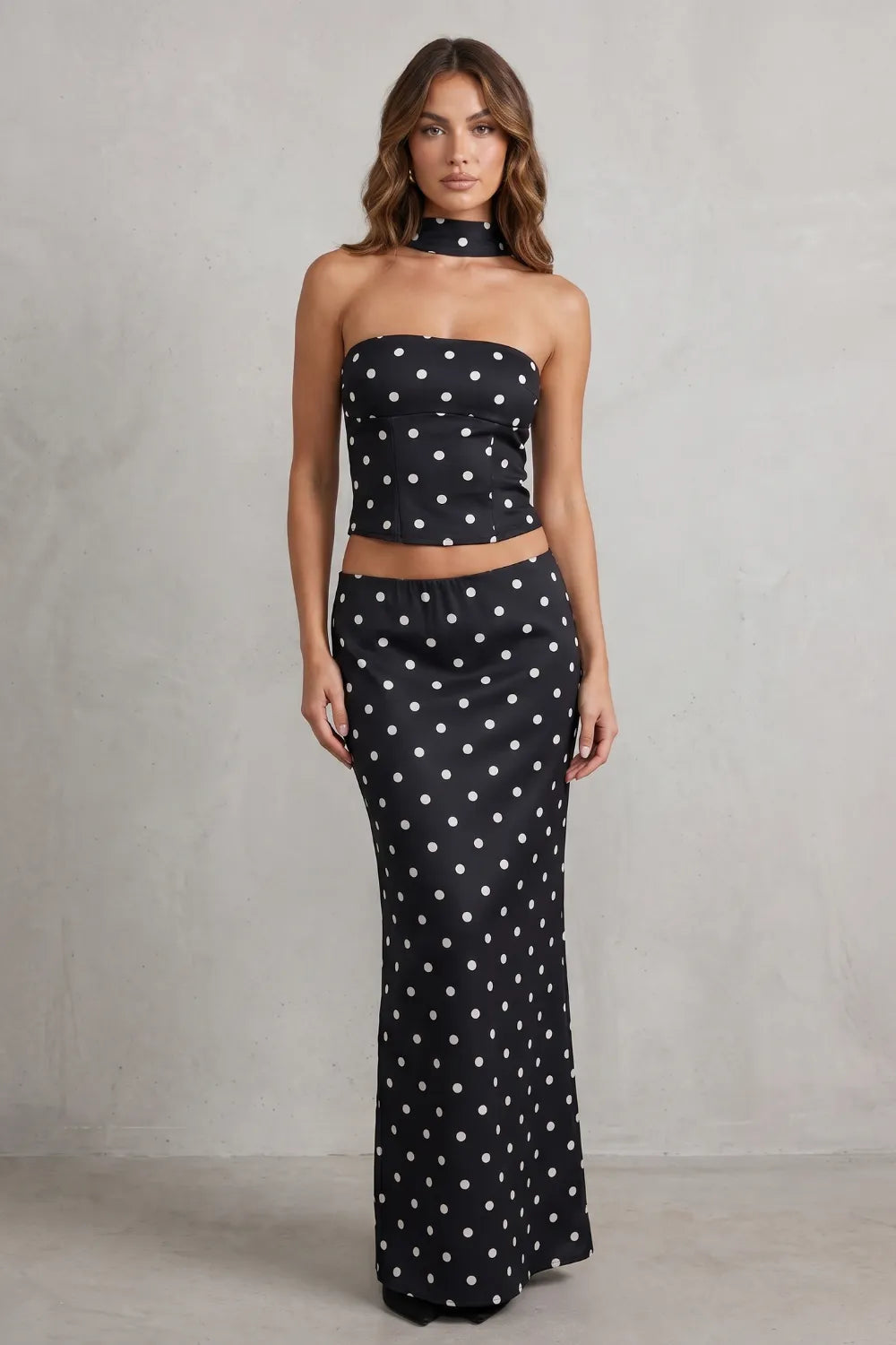 Chic polka dot allure – Two-piece set