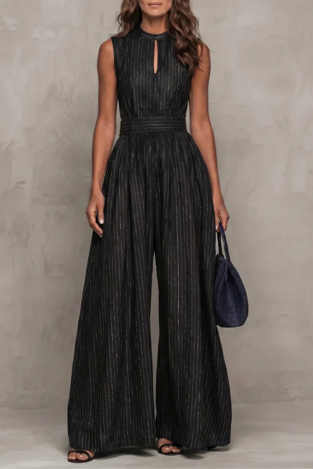 Striped elegant keyhole – Wide leg jumpsuit