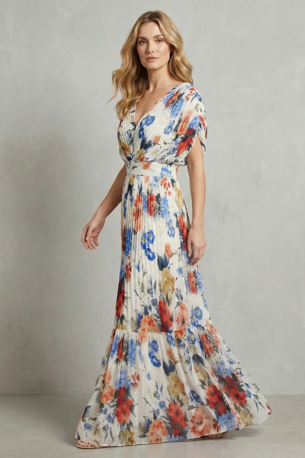 Pleated floral elegance – Maxi dress