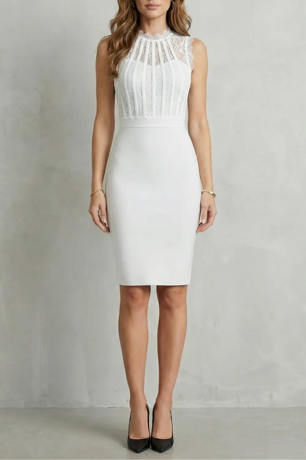 Lace bodycon elegance – Mini dress