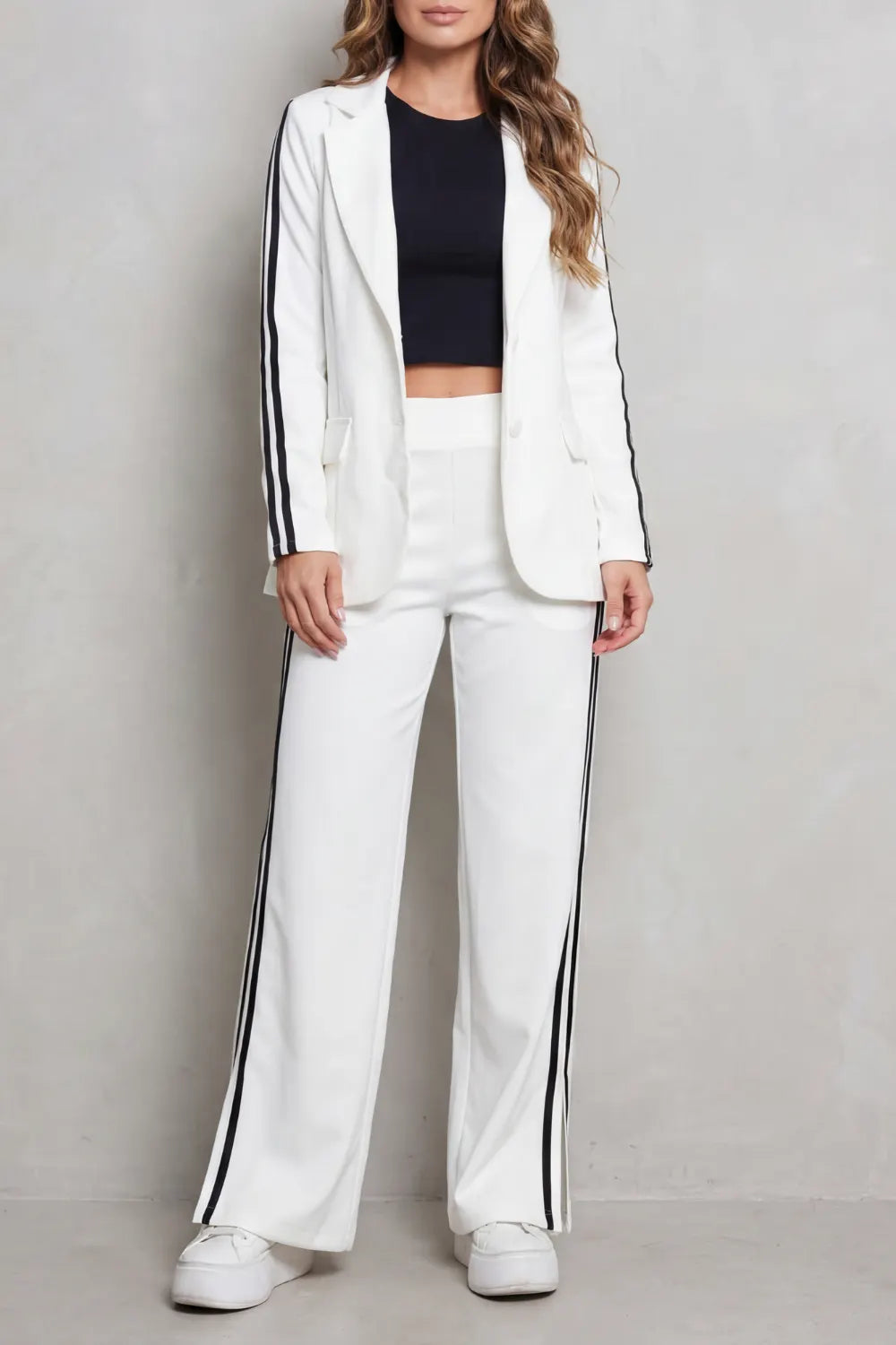 Stripe detail – Sporty elegance set