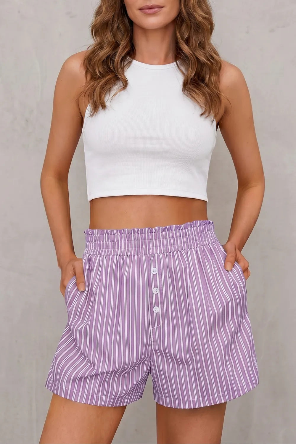 Striped relaxed charm – Casual shorts