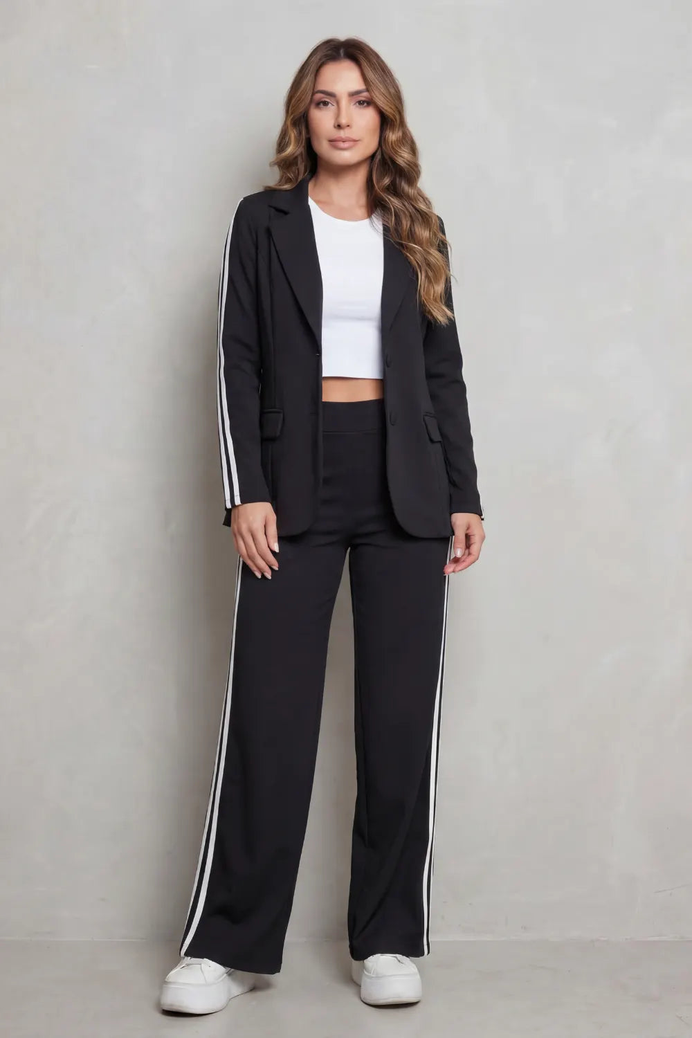 Stripe detail – Sporty elegance set
