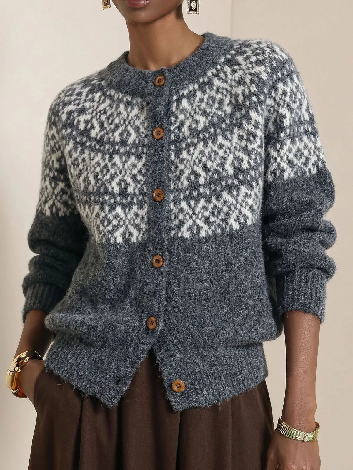 Women Crew Neck Button‐front Long Sleevefair Isle Pattern Knit Cardigan Sweater
