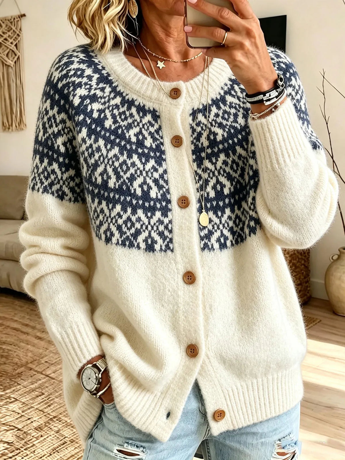 Women Crew Neck Button‐front Long Sleevefair Isle Pattern Knit Cardigan Sweater