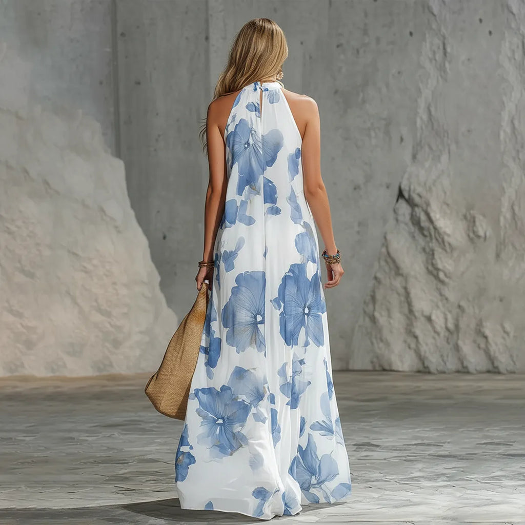 Elegant, Vintage-inspired Holiday-style Maxi Dress In Chiffon With An Oversized Print